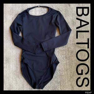 BALTOGS BLACK LONG SLEEVED FANCY BACK LEOTARD